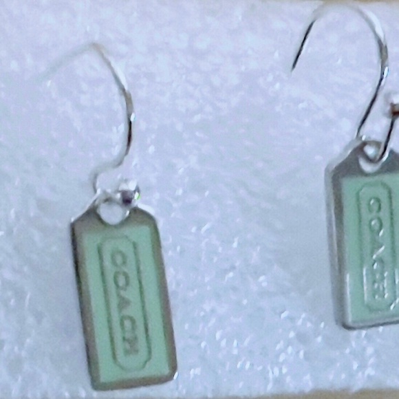 COACH SMALL MINT GREEN ICONIC SIGNATURE TAG EARRINGS STERLING EAR WIRES NEW - Picture 2 of 3